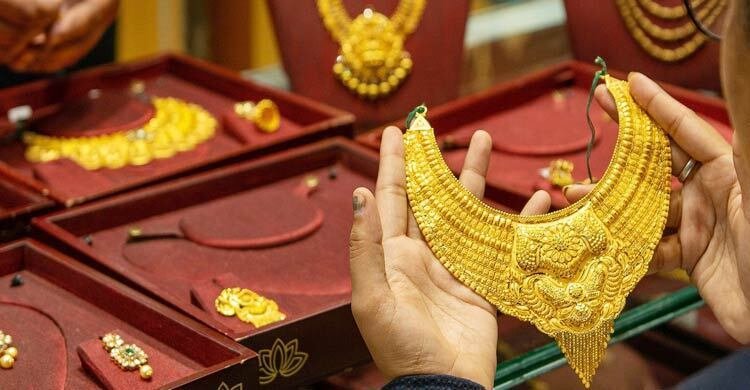 সোনার দামে নতুন রেকর্ড, ভরি ১৫৬০৯৯ টাকা