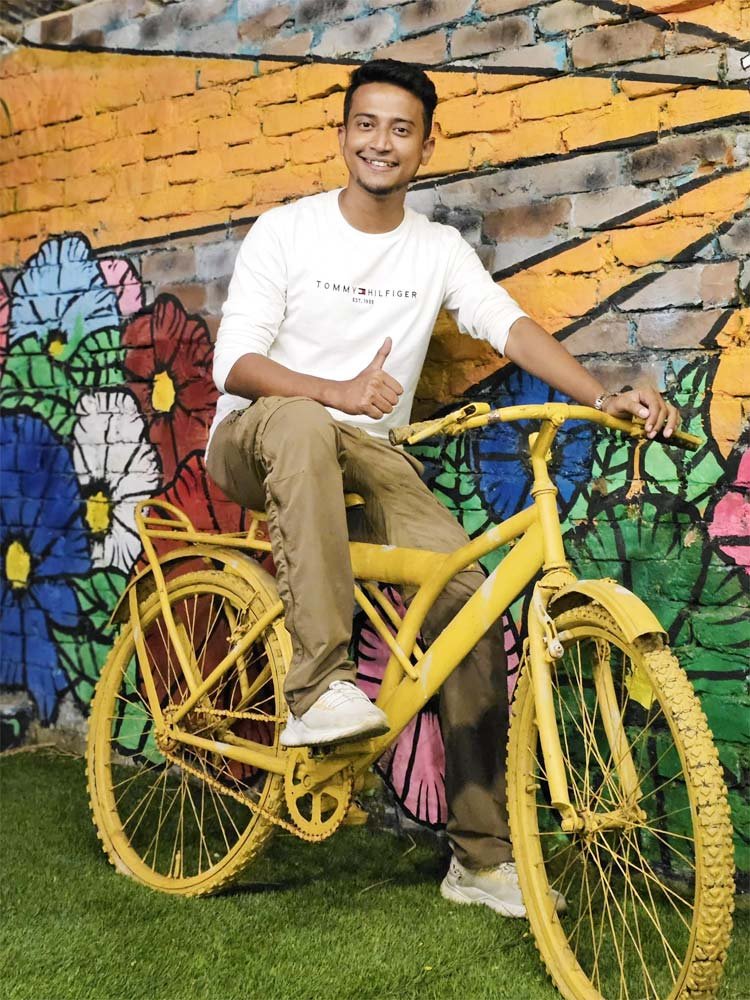 ঢাকার ট্রাফিক নিয়ন্ত্রণে যেসব পরামর্শ দিলেন গায়ক তাশরীফ