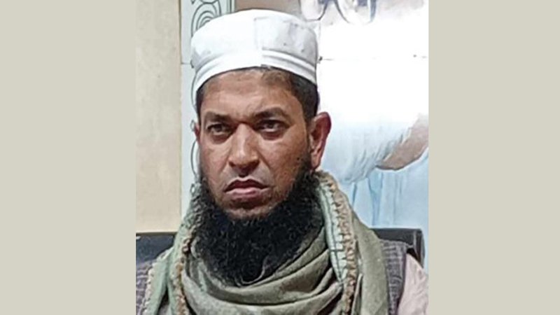 ছেলের দায়ের কোপ : ভাইয়ের পর আহত মায়েরও মৃত্যু
