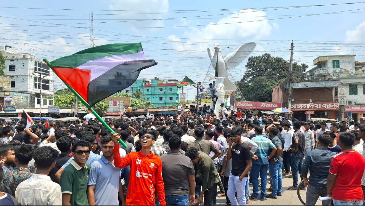 ফিলিস্তিনে গণহত্যা: ঝিনাইদহে ইসরাইলি পণ্য বয়কটের ডাক ছাত্রদলের
