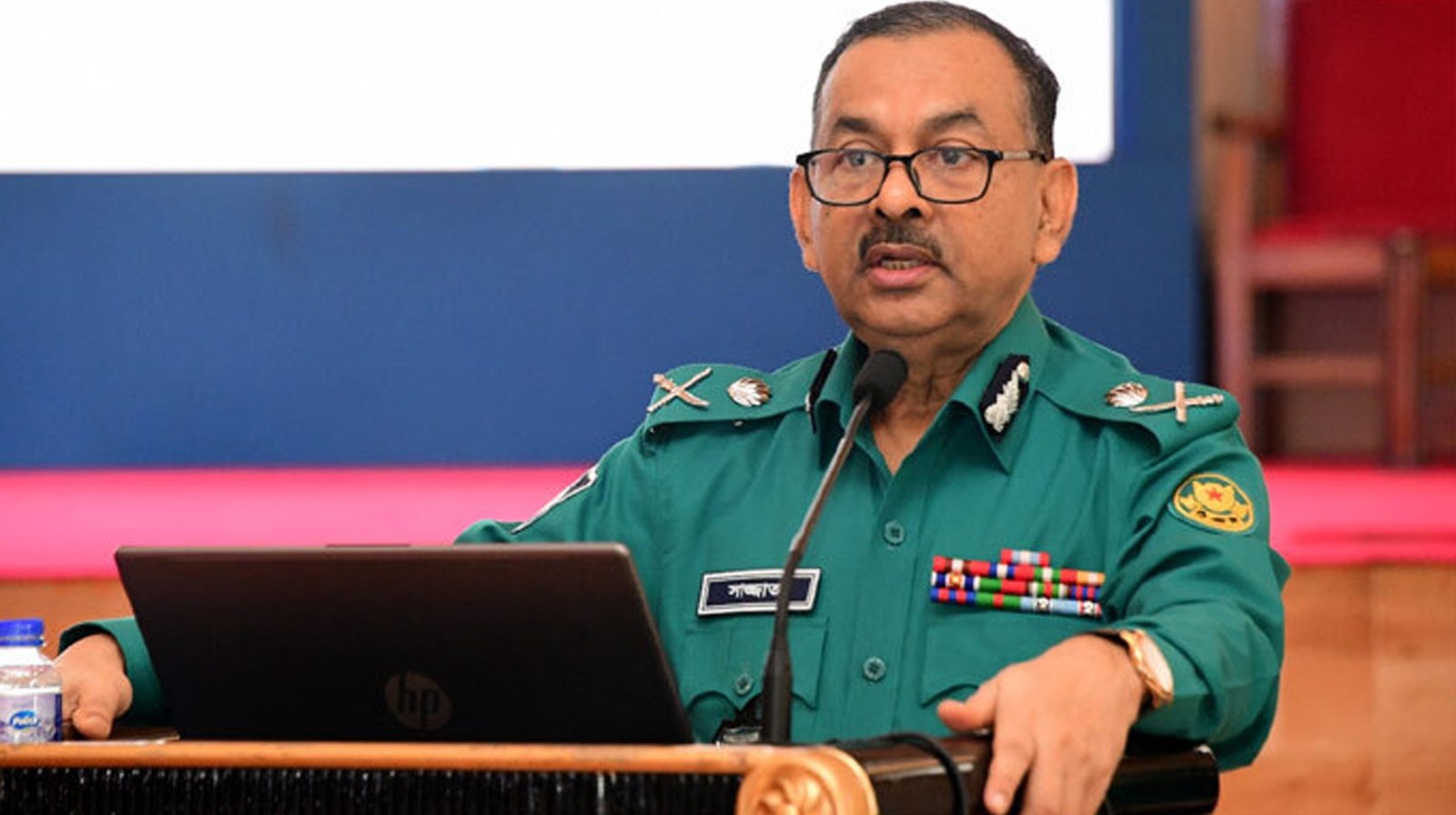 মুখোশ পরে শোভাযাত্রায় আসা যাবে না: ডিএমপি কমিশনার