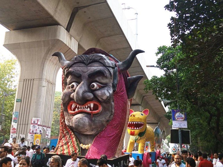 চারুকলা থেকে শুরু বর্ষবরণ আনন্দ শোভাযাত্রা, অংশ নিয়েছে ২৮টি জাতিগোষ্ঠী