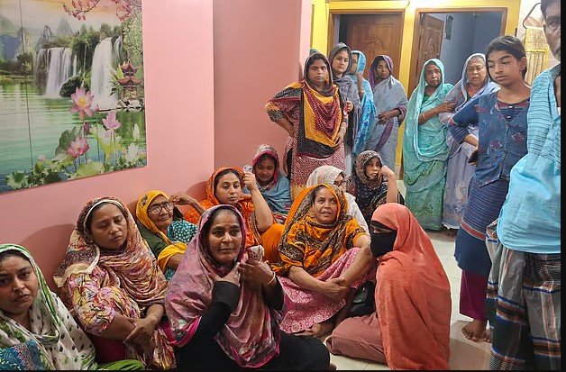উত্ত্যক্তের প্রতিবাদ করায় বাবা খুন, লাশ রেখে এসএসসি পরীক্ষার কেন্দ্রে মেয়ে
