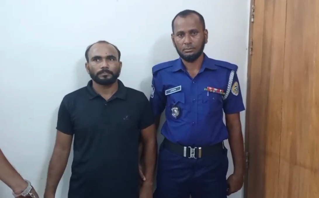 ৫শ পিচ ইয়াবাসহ মাদক কারবারি গ্রেফতার