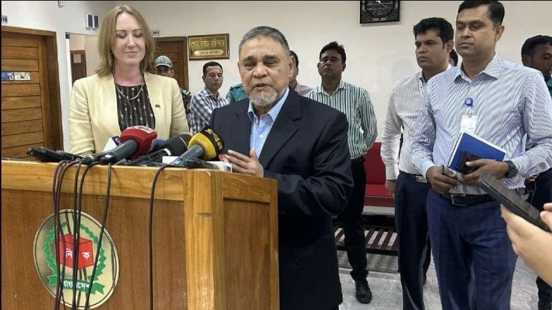 সংস্কারের দিকে তাকিয়ে থাকবে না ইসি : সিইসি