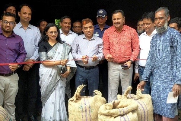 নেত্রকোণায় অভ্যন্তরীণ বোরো ধান ও চাল সংগ্রহ কার্যক্রমের উদ্বোধন