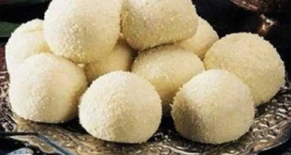 নাটোরের কাঁচাগোল্লা’ শুধু একটি মিষ্টির নাম নয়, এটি একটি ইতিহাস, একটি আবেগের নাম
