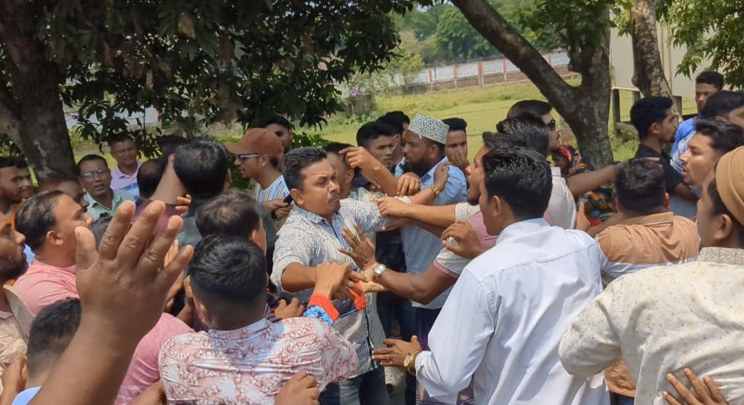 সুনামগঞ্জে ইউএনওর বিরুদ্ধে বিক্ষোভে বিএনপির নেতাকর্মীদের হামলার অভিযোগ