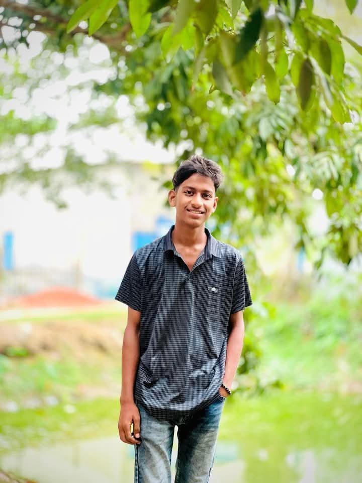 গাজীপুরে শ্রীপুরে ফুটবল খেলার দ্বন্দে ছুরিকাঘাতে স্কুল ছাত্রের মৃত্যু