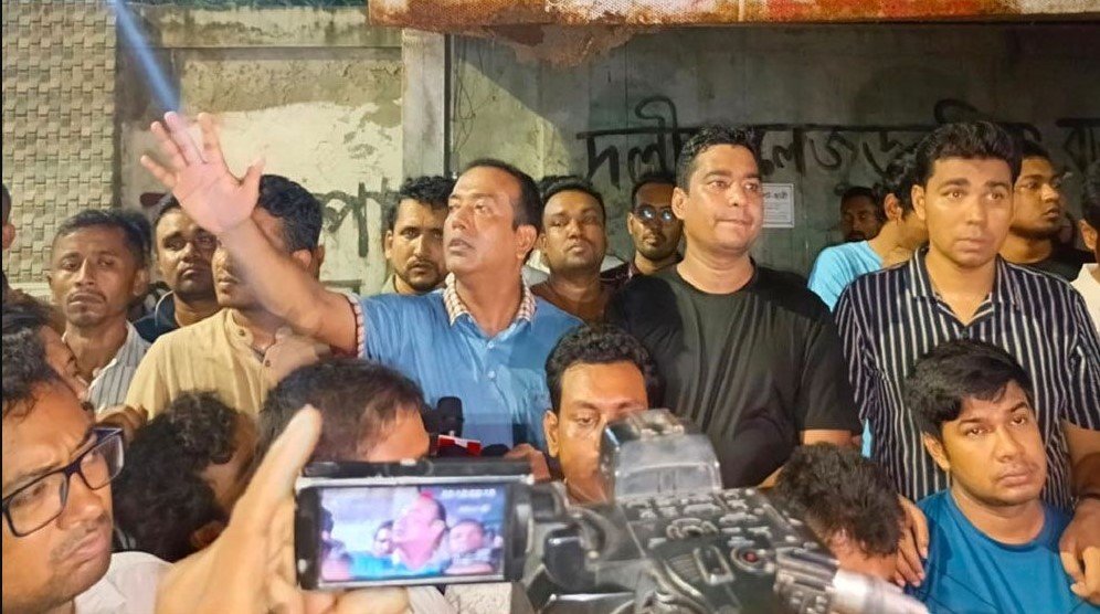 ঢাবি ভিসি ও প্রক্টরের পদত্যাগের দাবিতে মাঠে নামছে ছাত্রদল