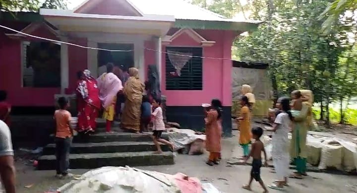 যৌতুক না পেয়ে গৃহবধূকে নির্যাতনের অভিযোগ