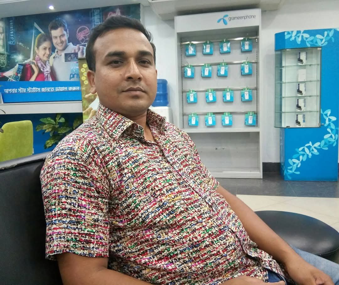 বেরোবিতে এখনো বহাল তবিয়তে যৌন হয়রানির অভিযুক্ত শিক্ষকরা, শিক্ষার্থীদের ক্ষোভ