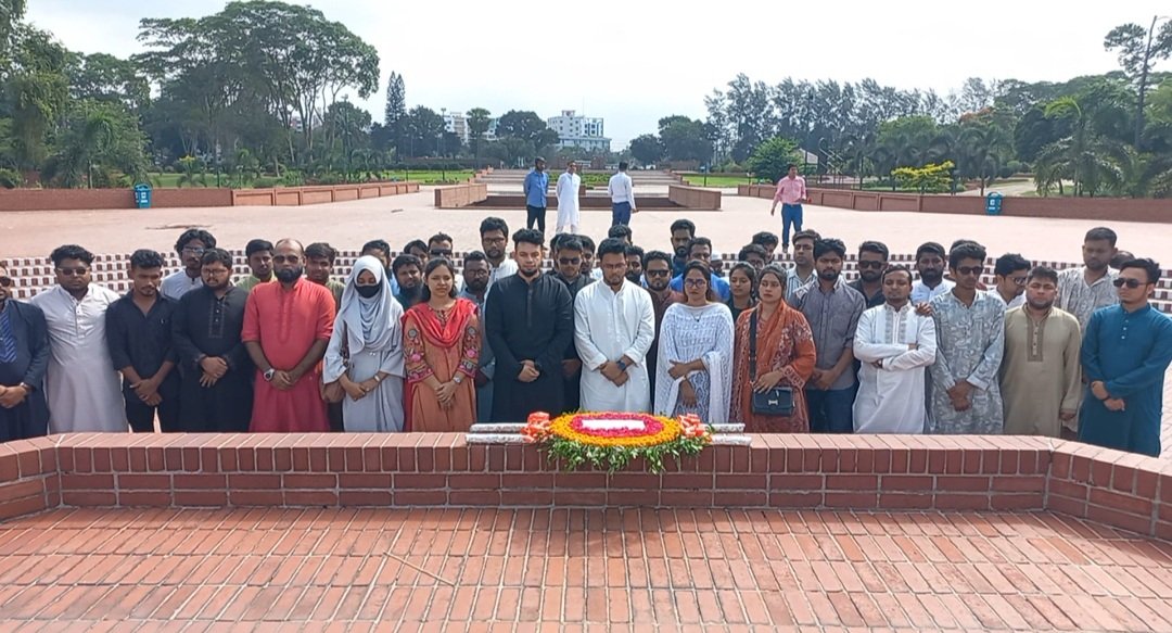 সাভারের জাতীয় স্মৃতিসৌধে জাতীয় যুবশক্তির শ্রদ্ধা নিবেদন