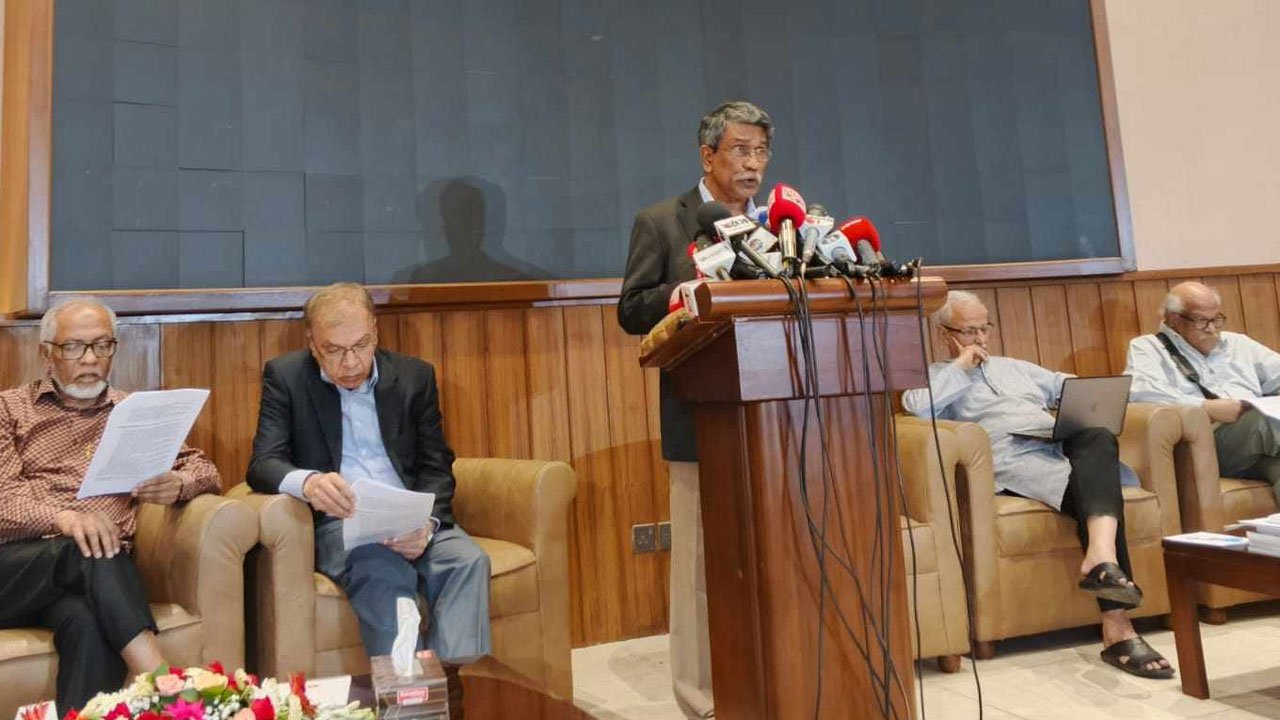 তত্ত্বাবধায়ক সরকার পুনঃপ্রতিষ্ঠায় কোনো দ্বিমত নেই : আলী রীয়াজ
