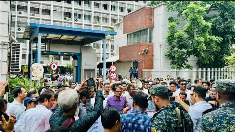 সরকারি চাকরির নতুন অধ্যাদেশ নিয়ে সচিবরাও অখুশি, বিব্রত