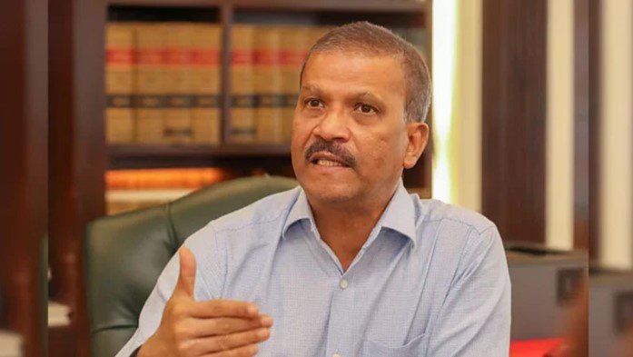 সংস্কারের প্রত্যাশার তুলনায় অন্তর্বর্তী সরকারের সময়সীমা যথোপযুক্ত না: আইন উপদেষ্টা