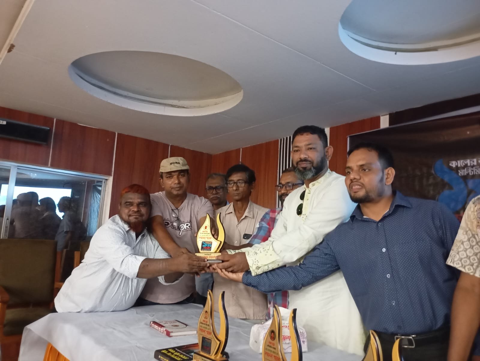 রাণীশংকৈলে কালের কণ্ঠ মাল্টিমিডিয়ার এক বছর পূর্তি উদযাপন