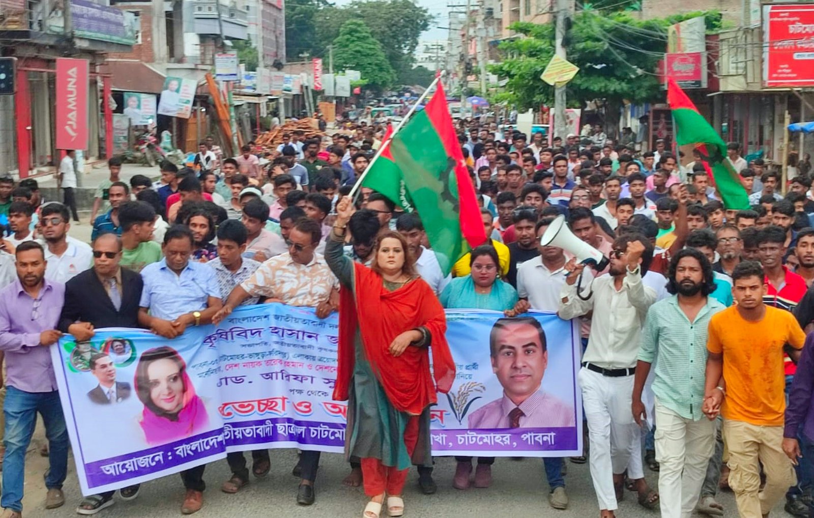 সব দ্বিধা-দ্বন্দ্ব ভুলে দেশনায়ক তারেক রহমানের সিদ্ধান্ত মেনে নিন: রুমা