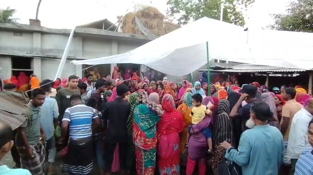 দামুড়হুদায় বিদ্যুৎস্পৃষ্ট হয়ে দু'ভাইয়ের মৃত্যু