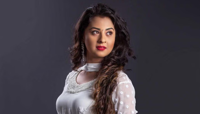 ঢাকাই সিনেমার জনপ্রিয় নায়িকা শবনম বুবলী প্রথমবার মিউজিক ভিডিওতে
