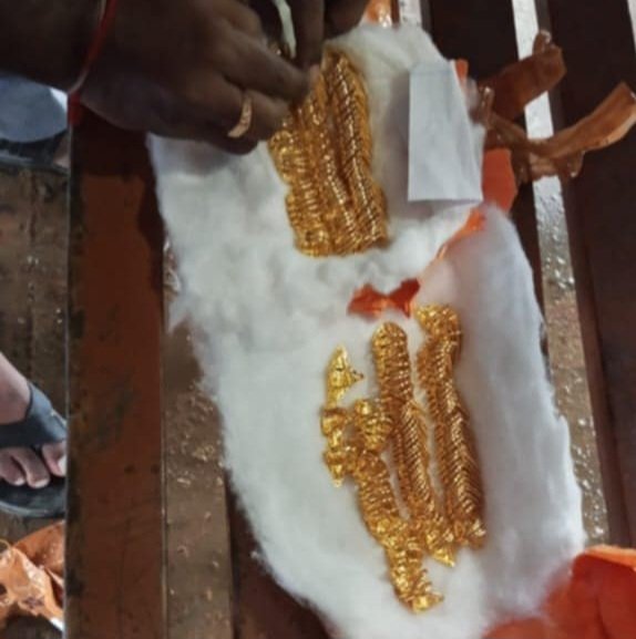 কাজিরহাট লঞ্চঘাটে ৪৮ ভরি স্বর্ণের আংটি সহ নারী আটক
