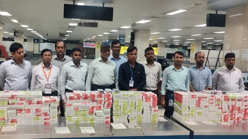 বিমানবন্দরে ৫৯ লাখ টাকার পণ্য জব্দ, জরিমানা দিয়ে মুক্ত ৩ যাত্রী
