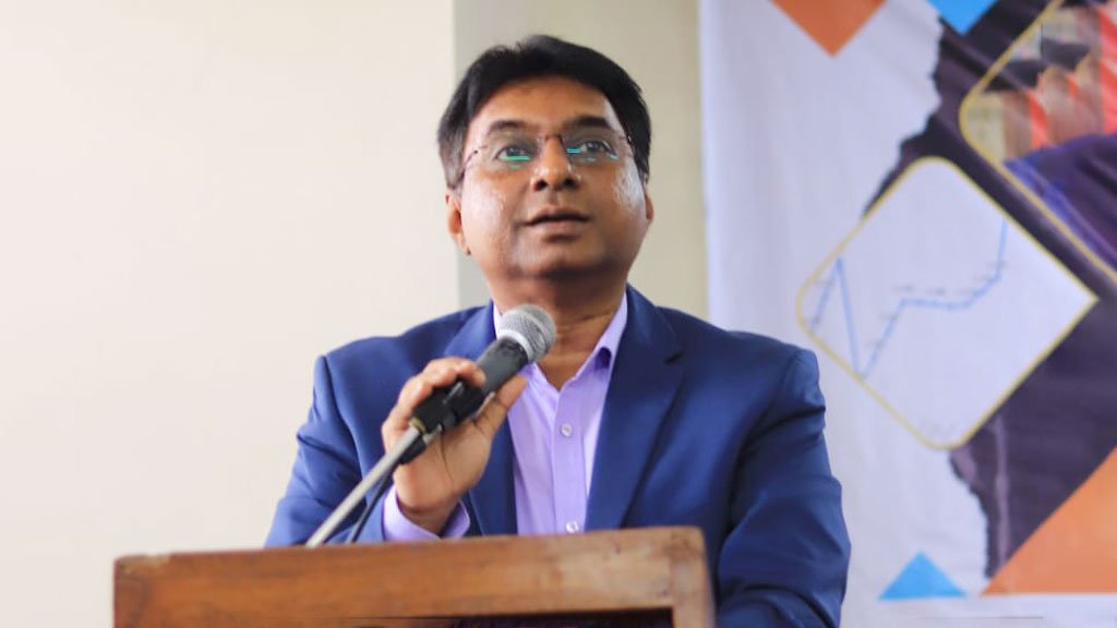 যুক্তরাষ্ট্রের পাল্টা শুল্কে চাপে বাংলাদেশ: সেলিম রায়হান