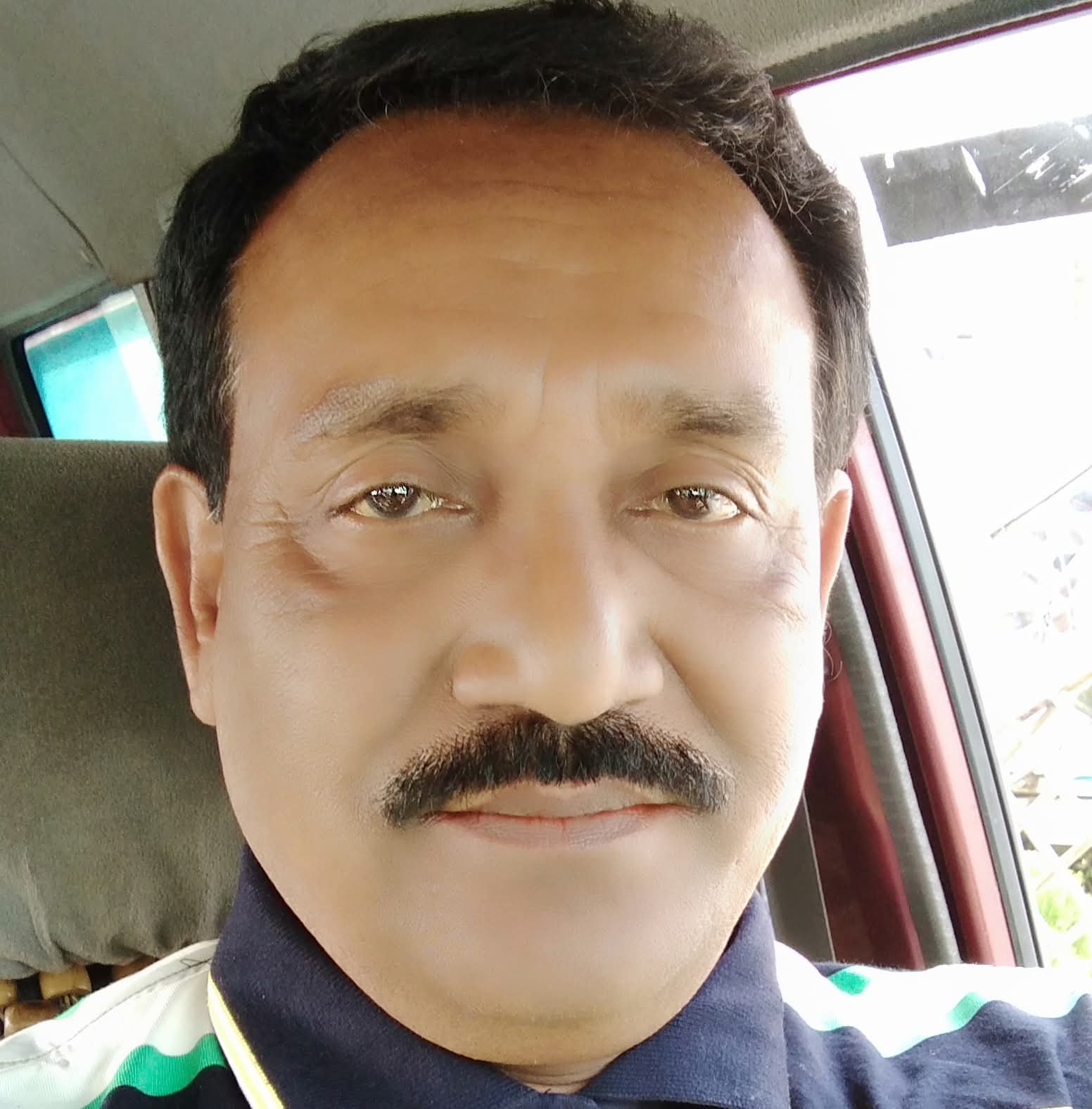 ইউ এন ওর ড্রাইভার তুলসী এখন ১০ কেটির টাকার মালিক