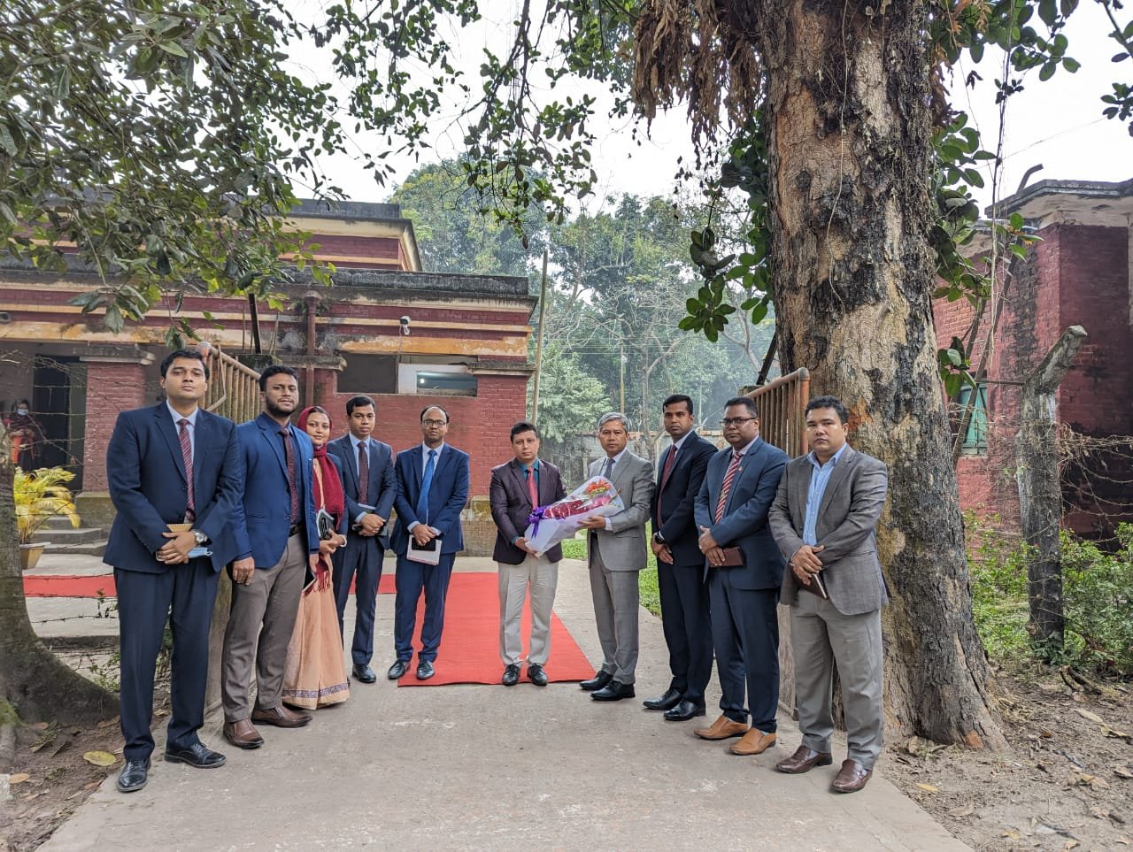 ঠাকুরগাঁও জেলা প্রশাসকের কার্যালয়ে ৪৪ জন নিয়োগ, আবেদন শুরু ১৪ আগস্ট