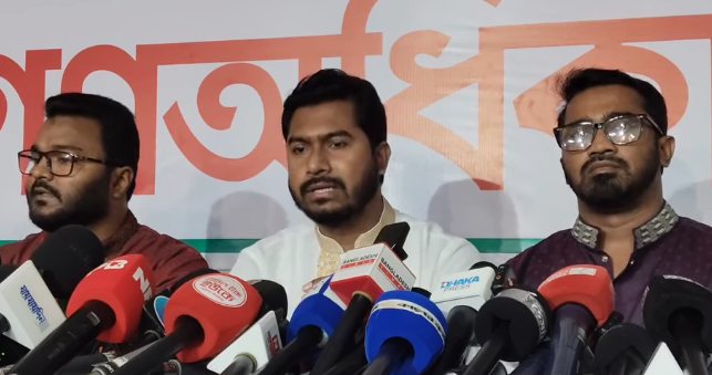 নুরুল হক নুর: "গণঅভ্যুত্থান জনগণের, রাজনৈতিক দলগুলো কেবল ক্রেডিটবাজি করছে"