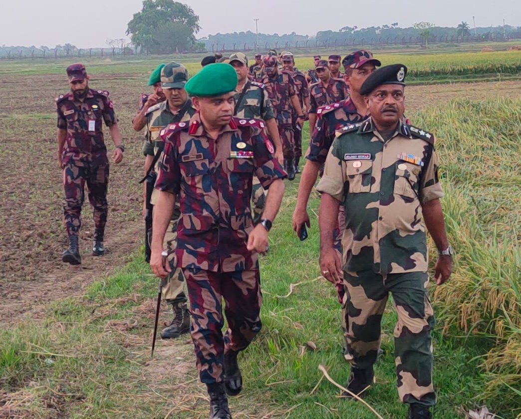 সীমান্তে বিজিবি বিএসএফ ব্যাটালিয়ন কমান্ডার বৈঠক