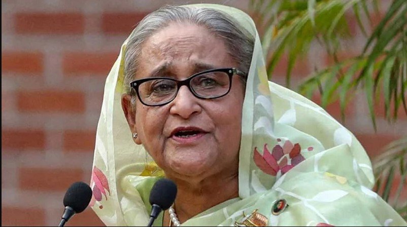 ট্রাইব্যুনালে শেখ হাসিনার বিরুদ্ধে আদালত অবমাননার অভিযোগ