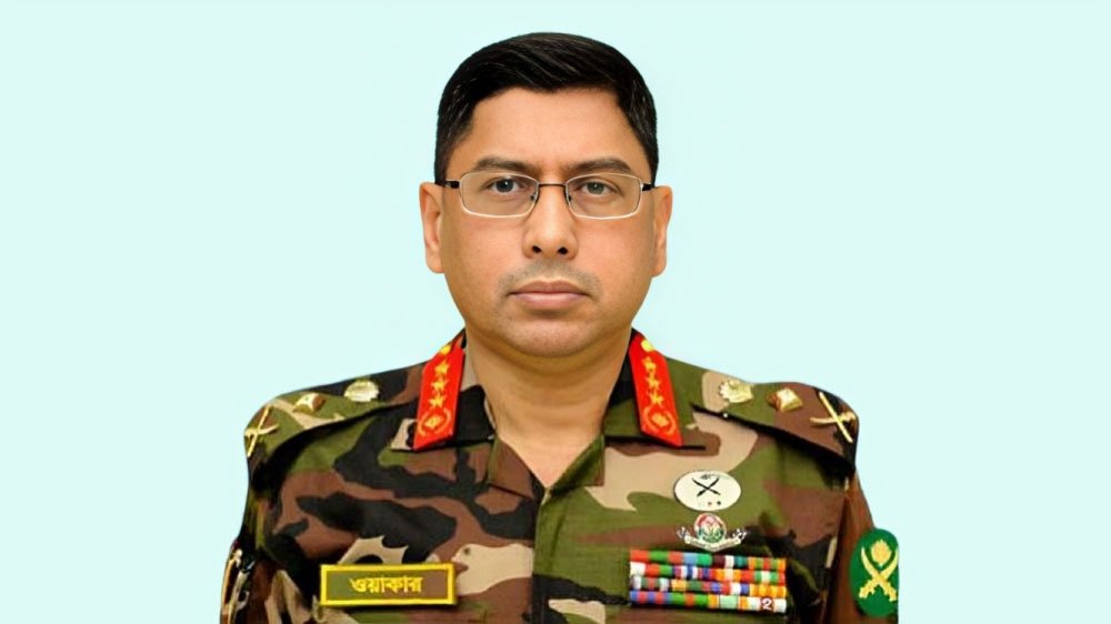 কাতার সফর শেষে দেশে ফিরেছেন সেনাপ্রধান