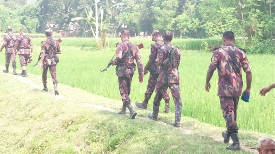 বাংলাদেশের সীমান্তে কাদের ঠেলে দিচ্ছে ভারত, কেন দিচ্ছে?