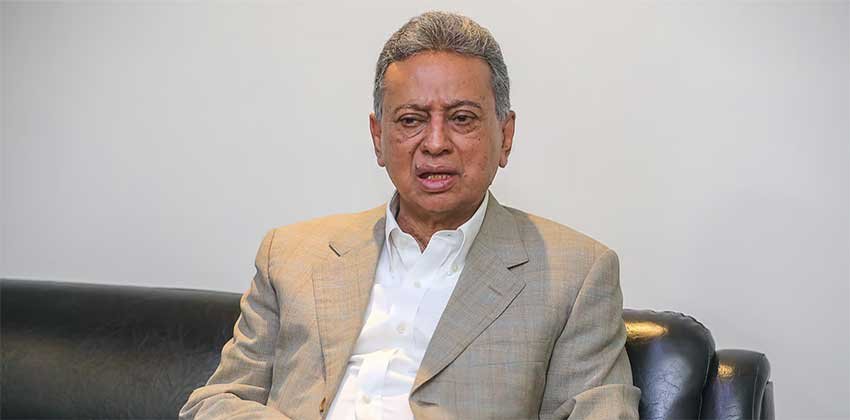 গণতন্ত্রহীনতা ও অনিশ্চয়তায় অর্থনীতি অকার্যকর: আমীর খসরু