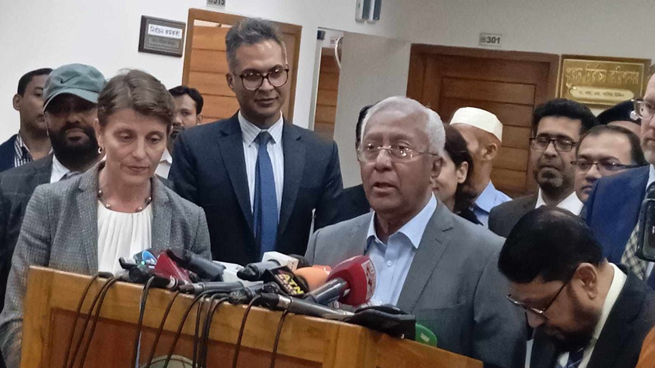 জামায়াত ও ইশরাক ইস্যুতে আদালতের রায়ের কপির অপেক্ষায় ইসি