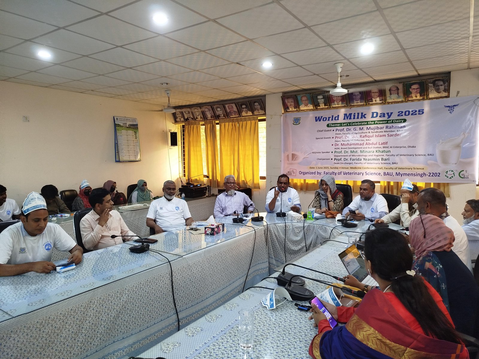 বাকৃবিতে বিশ্ব 'দুগ্ধ দিবস' পালিত, অ্যান্টিবায়োটিকমুক্ত দুগ্ধ উৎপাদনের আহ্বান