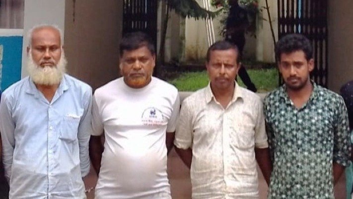 কলমাকান্দায় গোপন অভিযানে ২৮ বস্তা সরকারি চাল জব্দ, আটক ৪