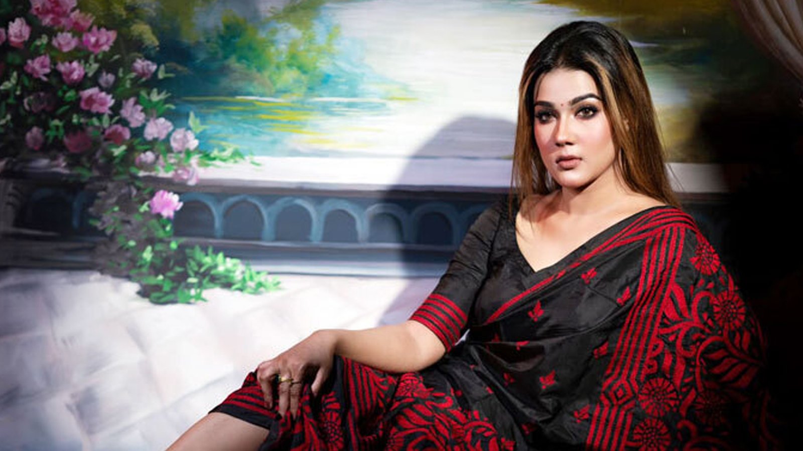 ভুয়া মৃত্যুর গুজবে মাহিয়া মাহি ক্ষুব্ধ: "আমি আছি, মরি নাই রে ভাই"