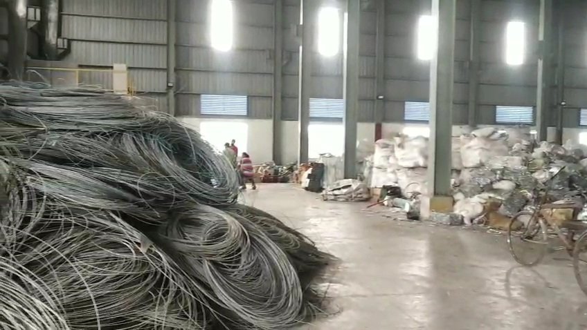 ফকিরহাটে হ্যামকো কোম্পানীতে ডাকাতি ,কোটি টাকার মালামাল লুট