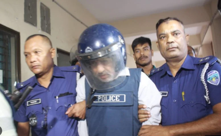 জুলাই-আগস্ট গণহত্যা মামলায় সাবেক এমপি ফজলে করিমকে আন্তর্জাতিক অপরাধ ট্রাইব্যুনালে হাজির