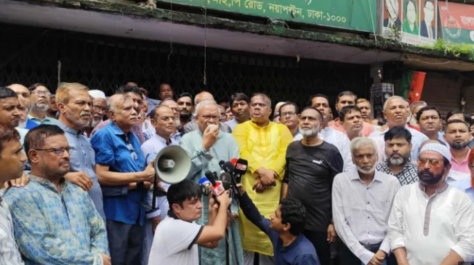 "সামনে দুর্ভিক্ষের শঙ্কা, অর্থনীতি ভয়াবহ অবস্থায়" — রিজভী