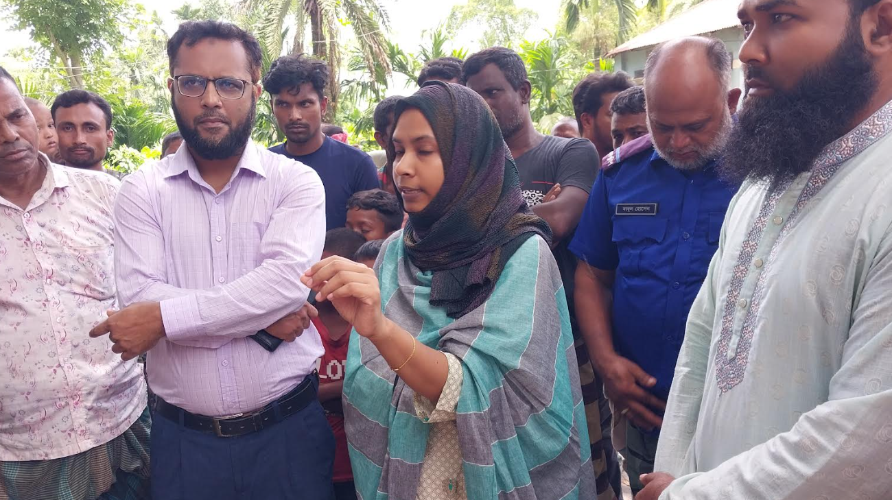 মৃত গরু জবাই করে মাংস বিক্রির চেষ্টা কসাইকে পুলিশে সোপর্দ