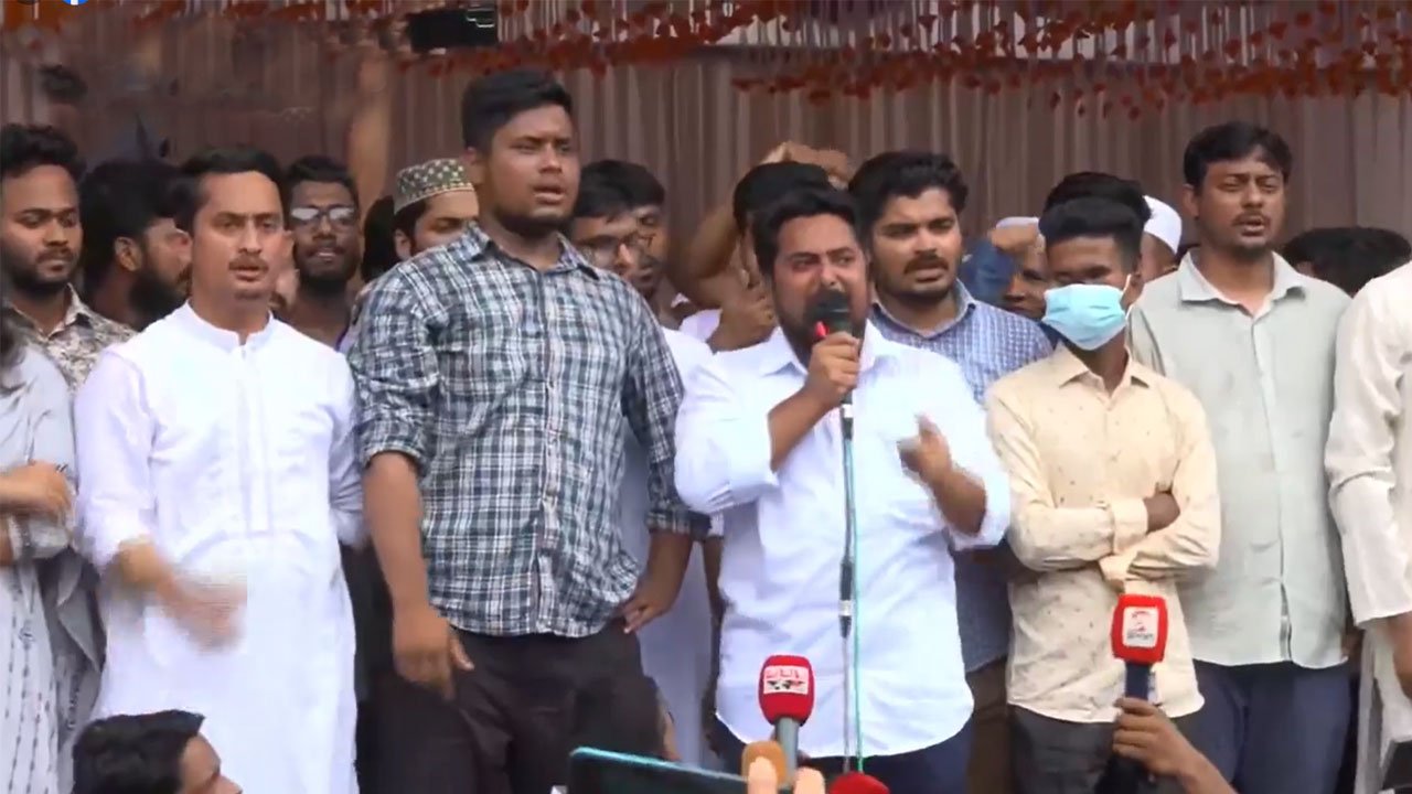 গোপালগঞ্জ যেন মুজিববাদীদের আশ্রয়কেন্দ্র না হয়ে ওঠে : নাহিদ ইসলাম