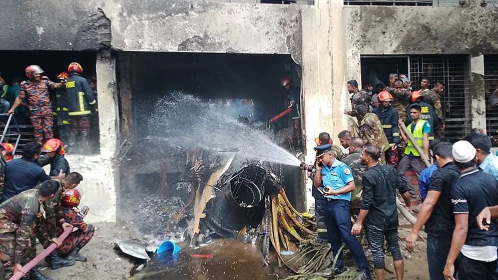 দুর্ঘটনার কারণ উদ্ঘাটনে বিমান বাহিনীর একটি উচ্চ পর্যায়ের তদন্ত কমিটি গঠন