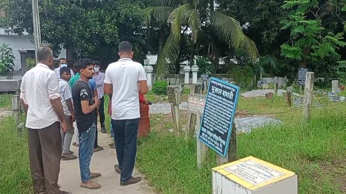 গোপালগঞ্জে সংঘর্ষে নিহত ৩ জনের মরদেহ কবর থেকে উত্তোলন