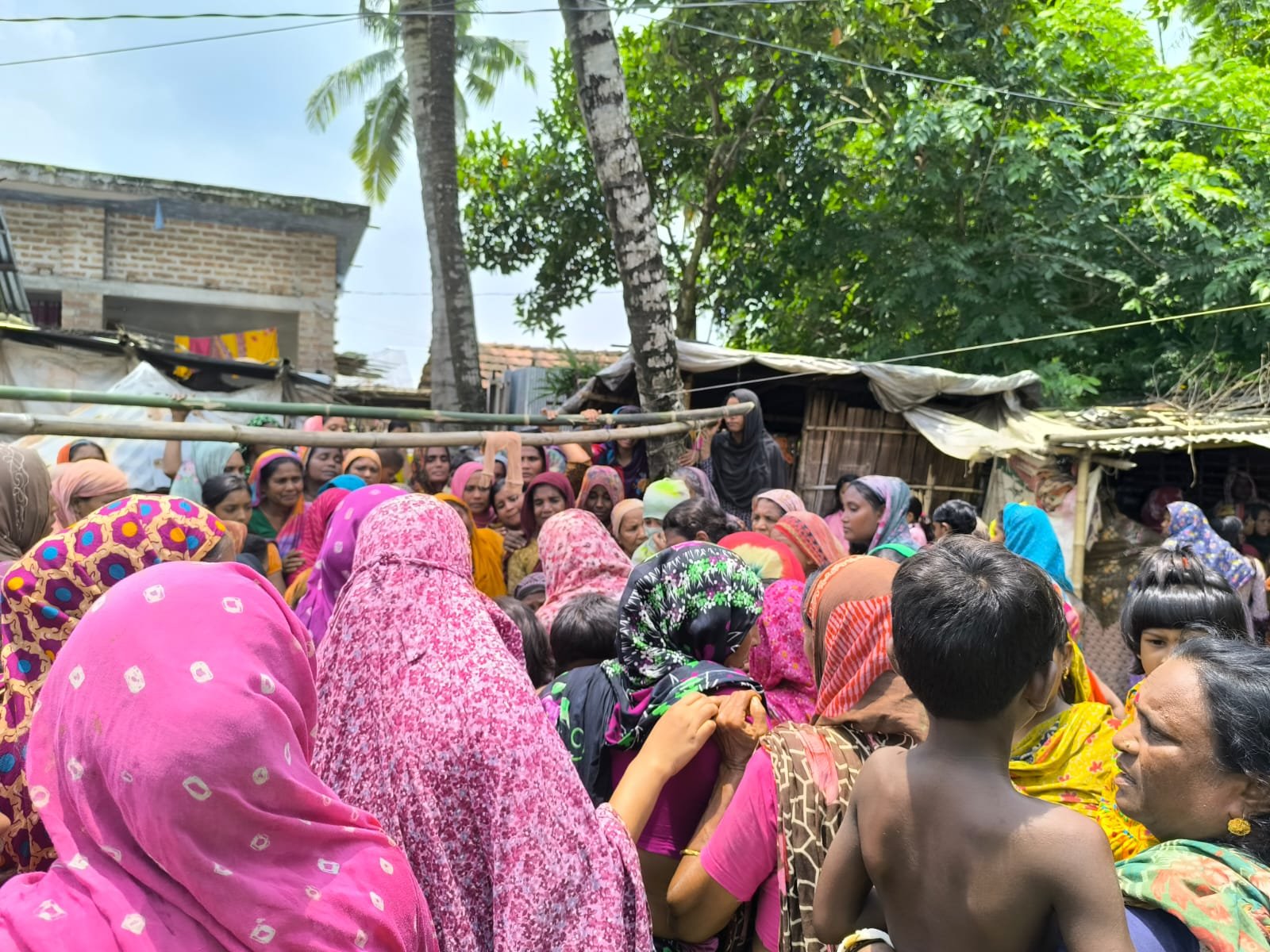 জীবননগরের পাখি ভ্যানের ধাক্কায় শিশুর মৃত্যু