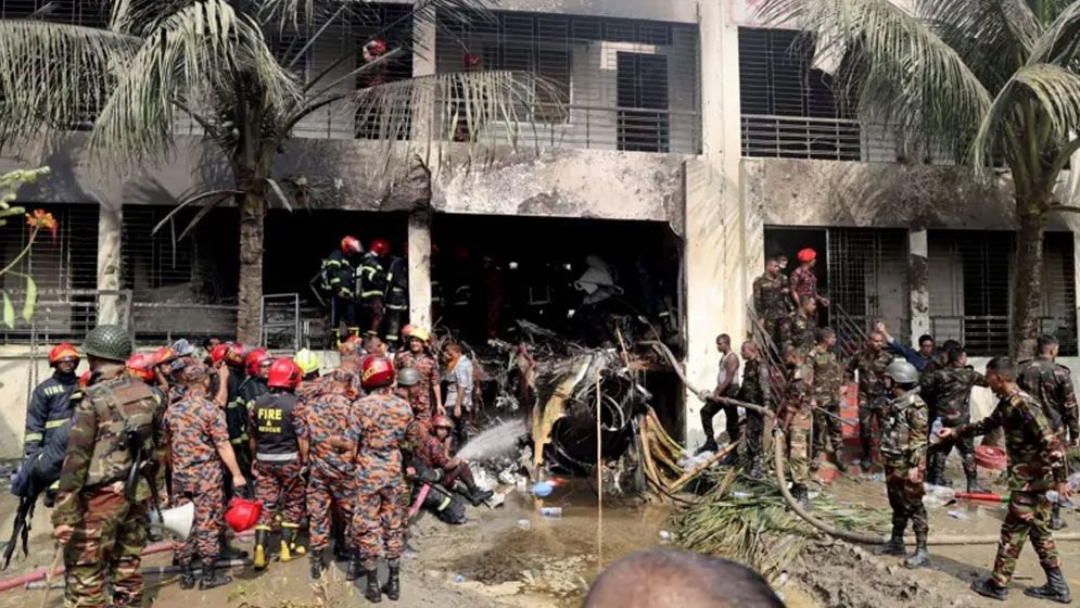 রাজধানীতে বিমান দুর্ঘটনায় নিহত সংখ্যা বেড়ে ২০ জন