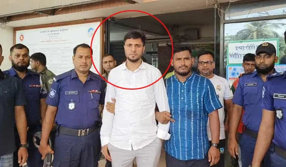 বেনাপোল স্থলবন্দর থেকে নিষিদ্ধ ছাত্রলীগ নেতাকে গ্রেপ্তার