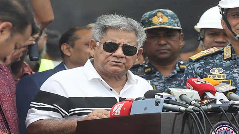 বন্দরে দক্ষতা বাড়াতে আন্তর্জাতিক অপারেটর দরকার : নৌপরিবহন উপদেষ্টা